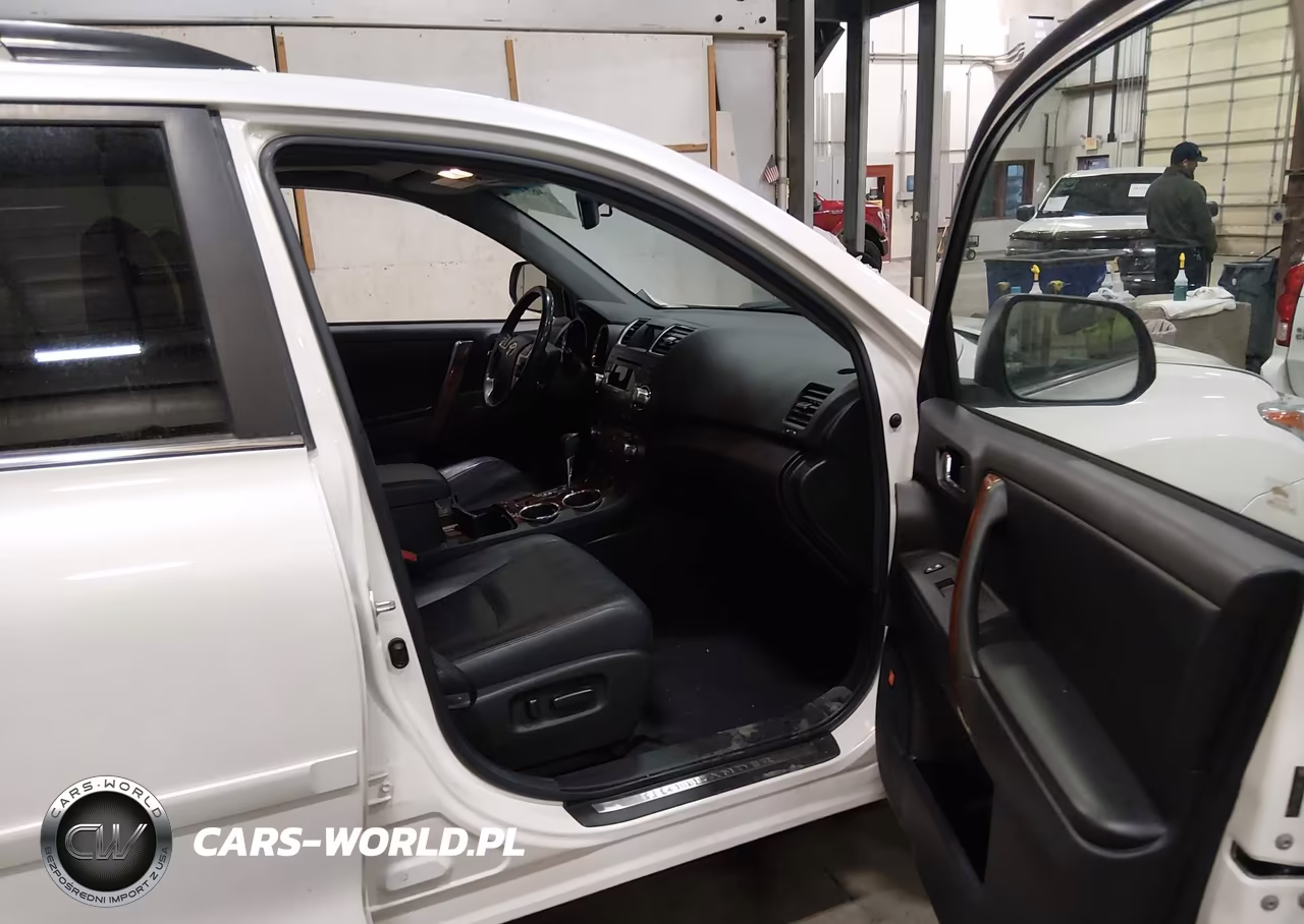 2012 Toyota Highlander Limited V6 VIN:5TDDK3EHXCS150727 - 5