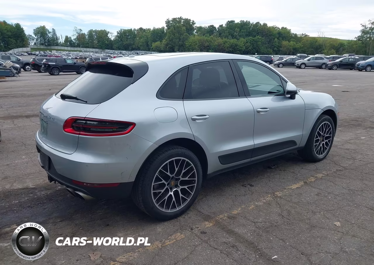 2018 Porsche Macan S VIN:WP1AB2A53JLB31099 - 4