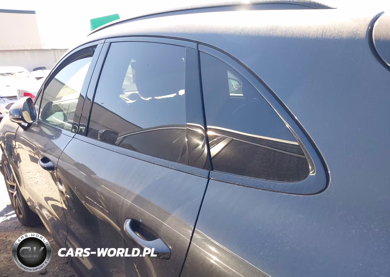 2023 Porsche Macan T VIN:WP1AA2A56PLB10114 - 14