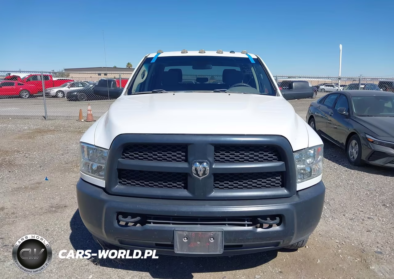 2018 Ram 3500 Tradesman 4X4 8' Box VIN:3C63RRGL8JG304849 - 16