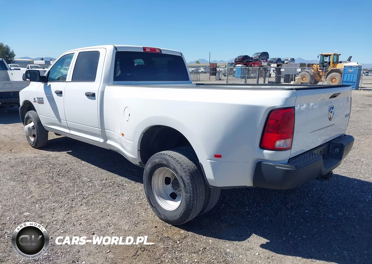 2018 Ram 3500 Tradesman 4X4 8' Box VIN:3C63RRGL8JG304849 - 3