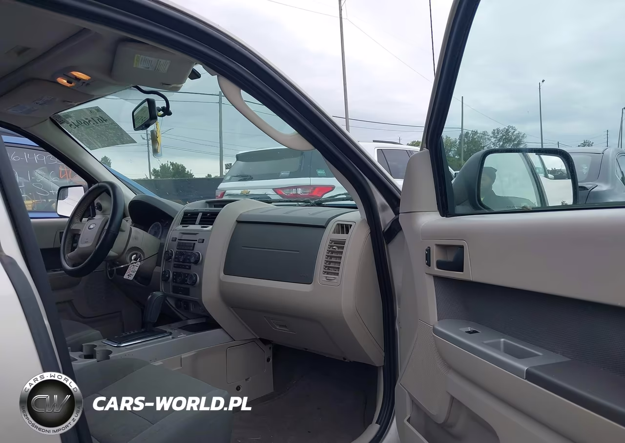 2010 Ford Escape Xlt VIN:1FMCU9DG8AKA45993 - 5