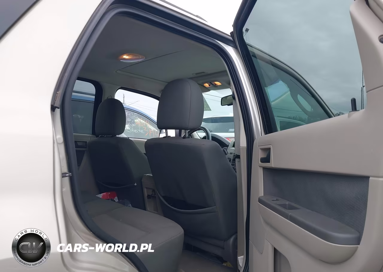 2010 Ford Escape Xlt VIN:1FMCU9DG8AKA45993 - 8