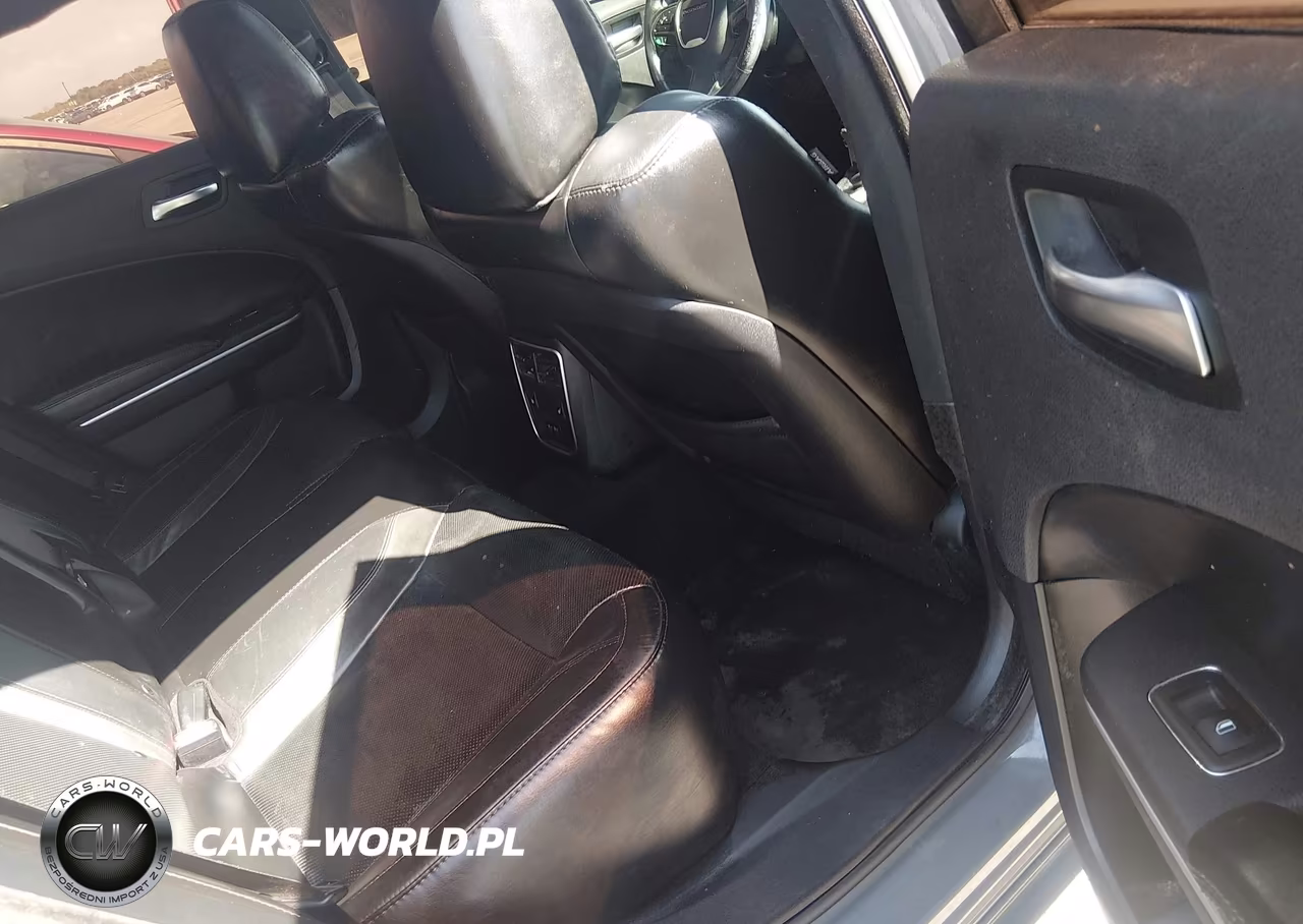 2019 Dodge Charger Sxt Rwd VIN:2C3CDXBG3KH659892 - 8