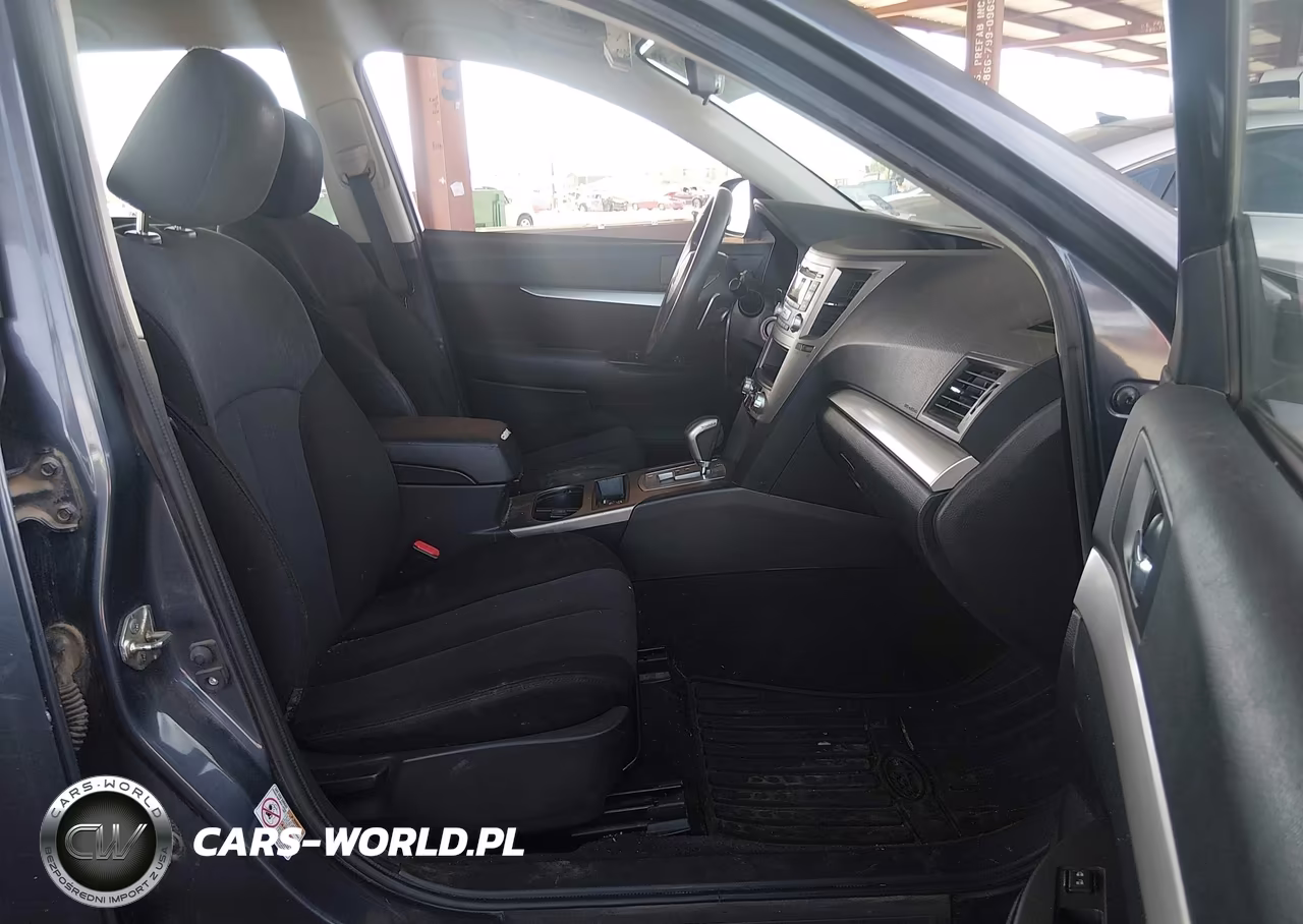 2014 Subaru Outback 2.5I VIN:4S4BRCAC2E3248504 - 5
