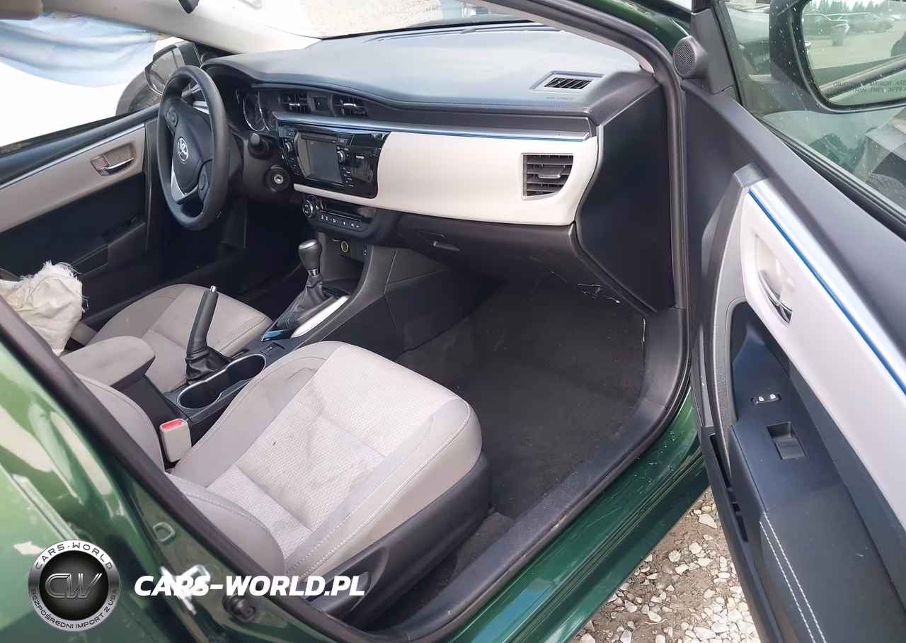 2015 Toyota Corolla Le Plus VIN:2T1BURHE0FC348462 - 17