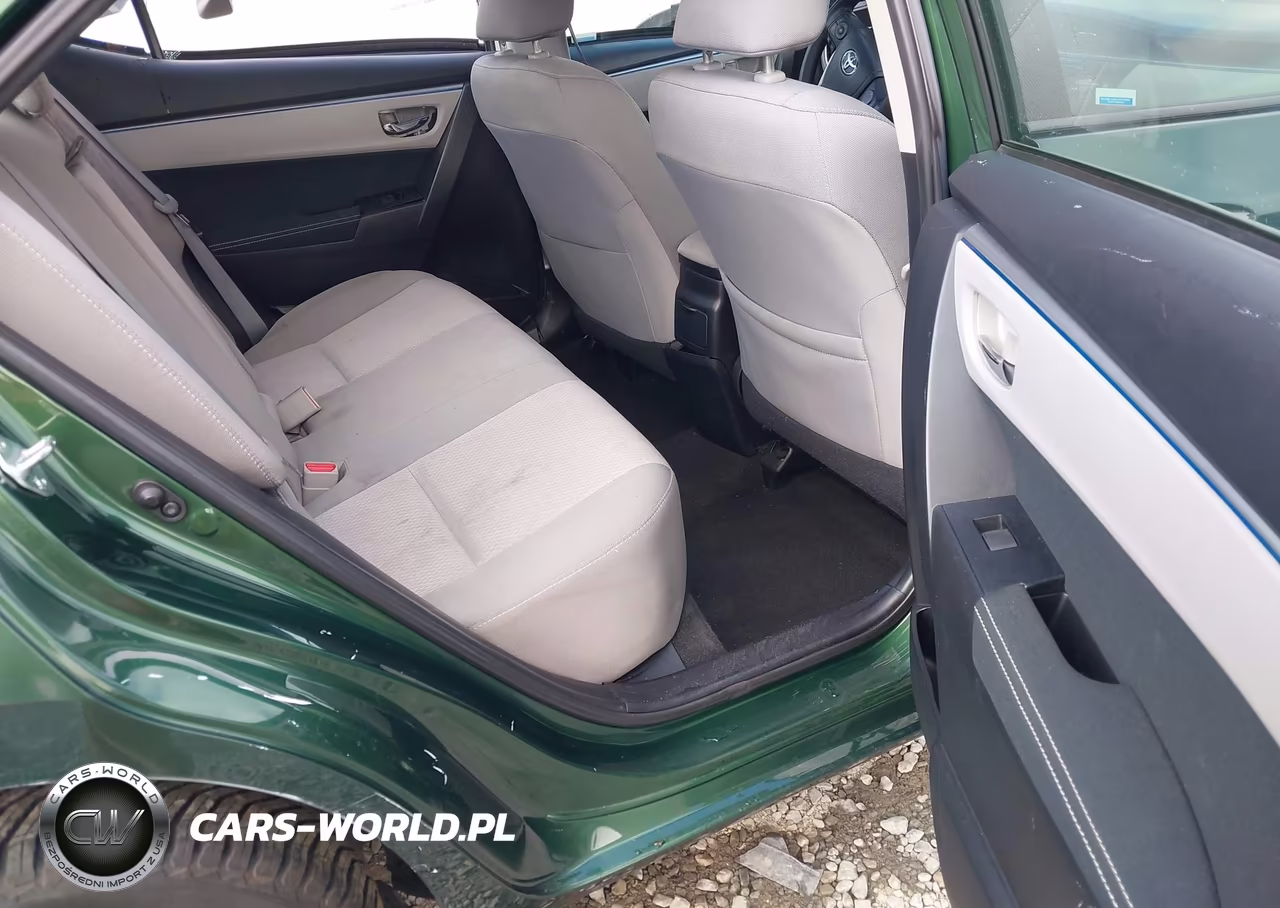 2015 Toyota Corolla Le Plus VIN:2T1BURHE0FC348462 - 18