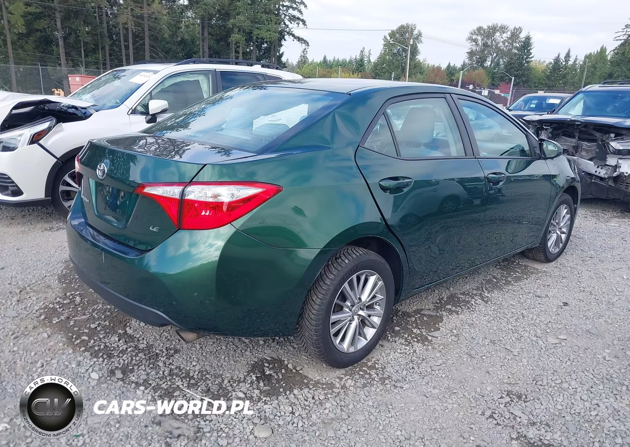 2015 Toyota Corolla Le Plus VIN:2T1BURHE0FC348462 - 4