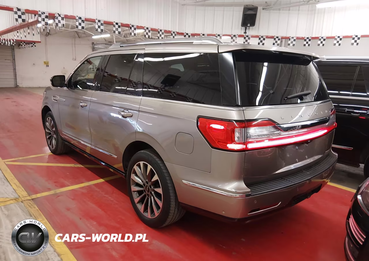2019 Lincoln Navigator Select VIN:5LMJJ2JT8KEL19540 - 3
