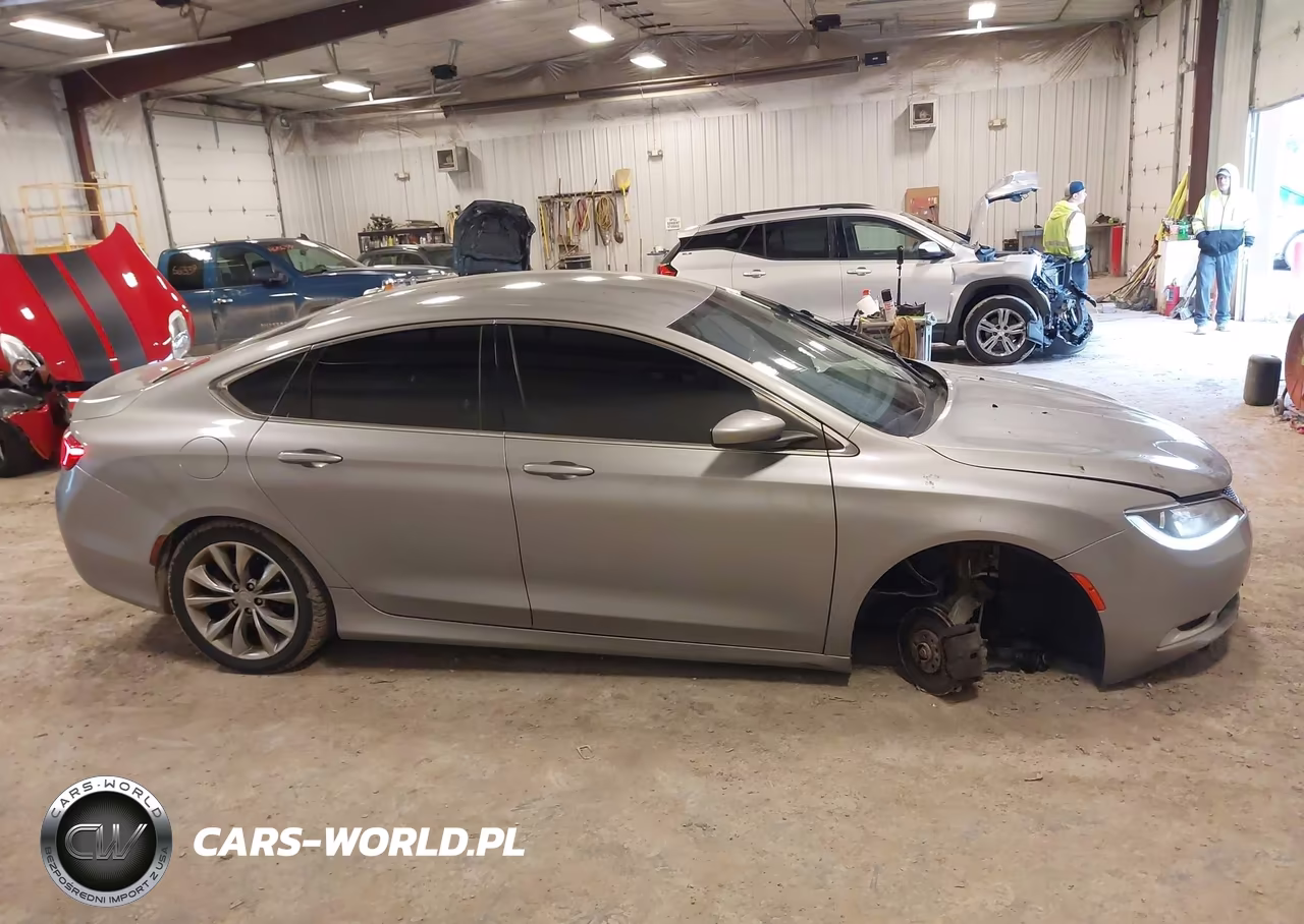 2015 Chrysler 200 Limited VIN:1C3CCCAB0FN616402 - 13
