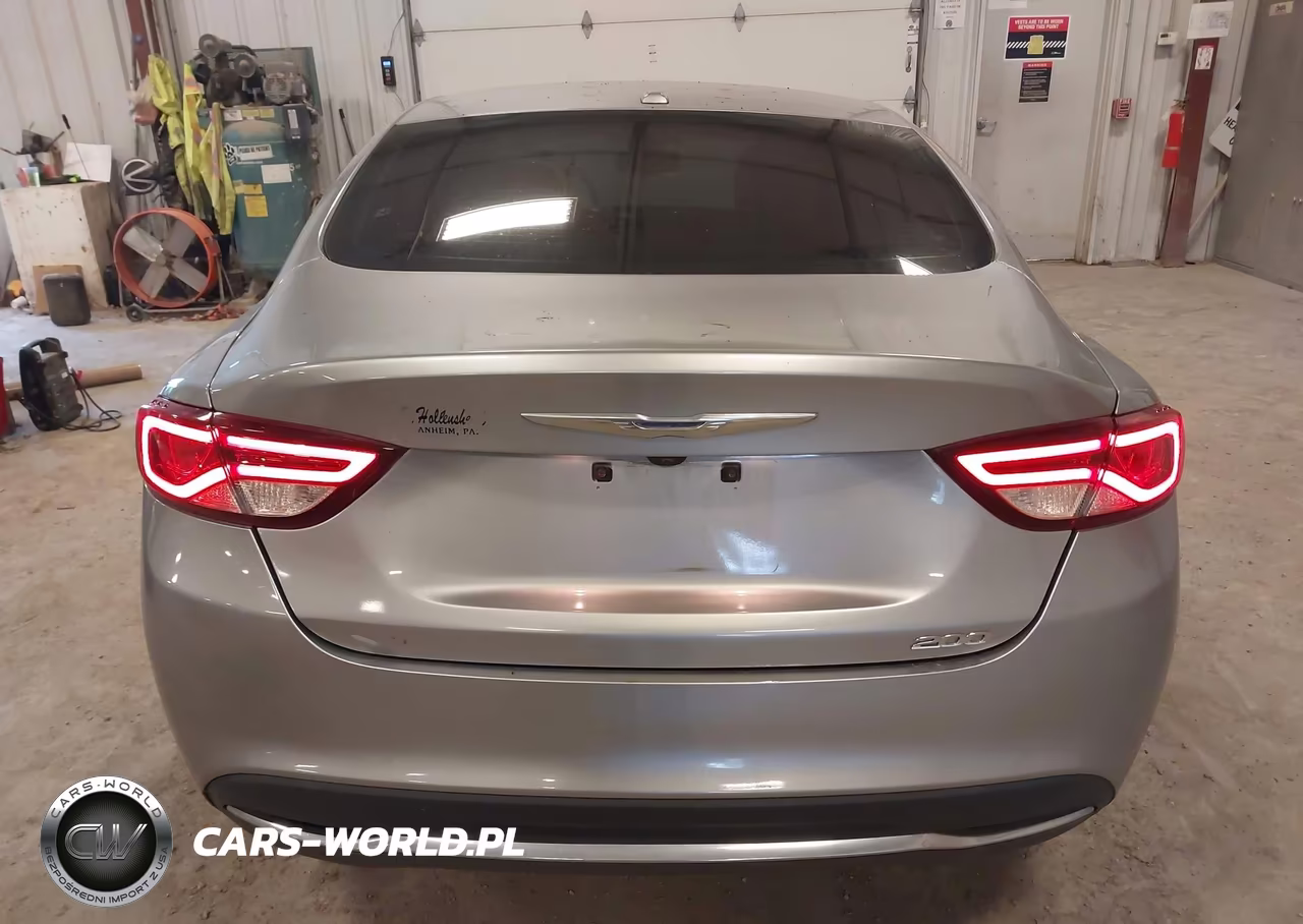 2015 Chrysler 200 Limited VIN:1C3CCCAB0FN616402 - 16