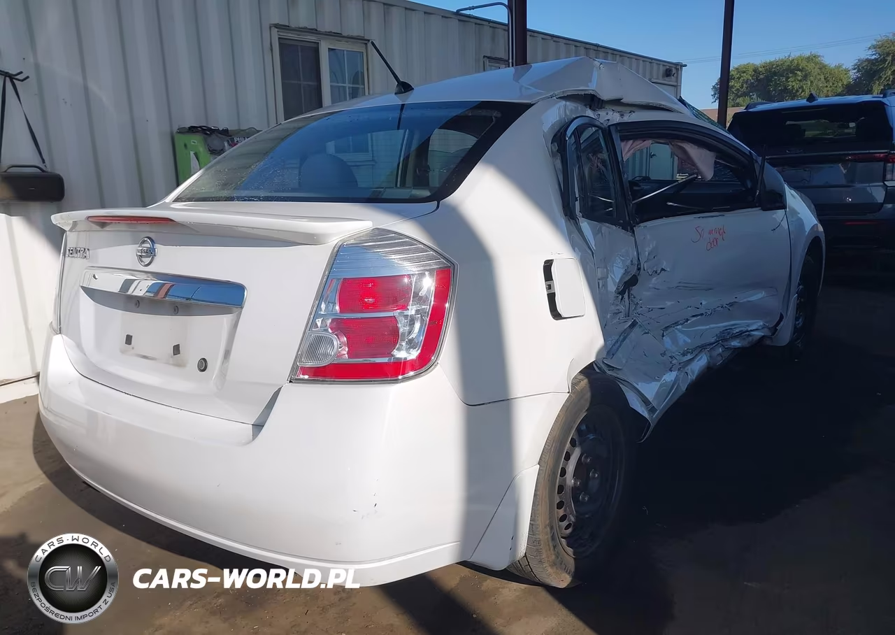 2011 Nissan Sentra 2.0S VIN:3N1AB6AP1BL622192 - 4