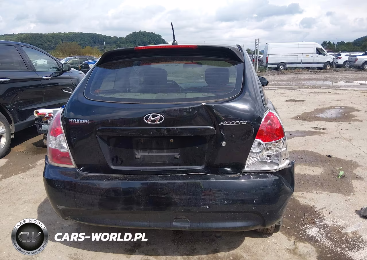 2008 Hyundai Accent Gs VIN:KMHCM36C08U094613 - 17