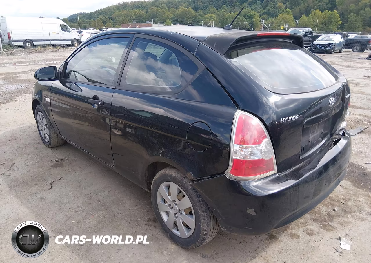 2008 Hyundai Accent Gs VIN:KMHCM36C08U094613 - 3
