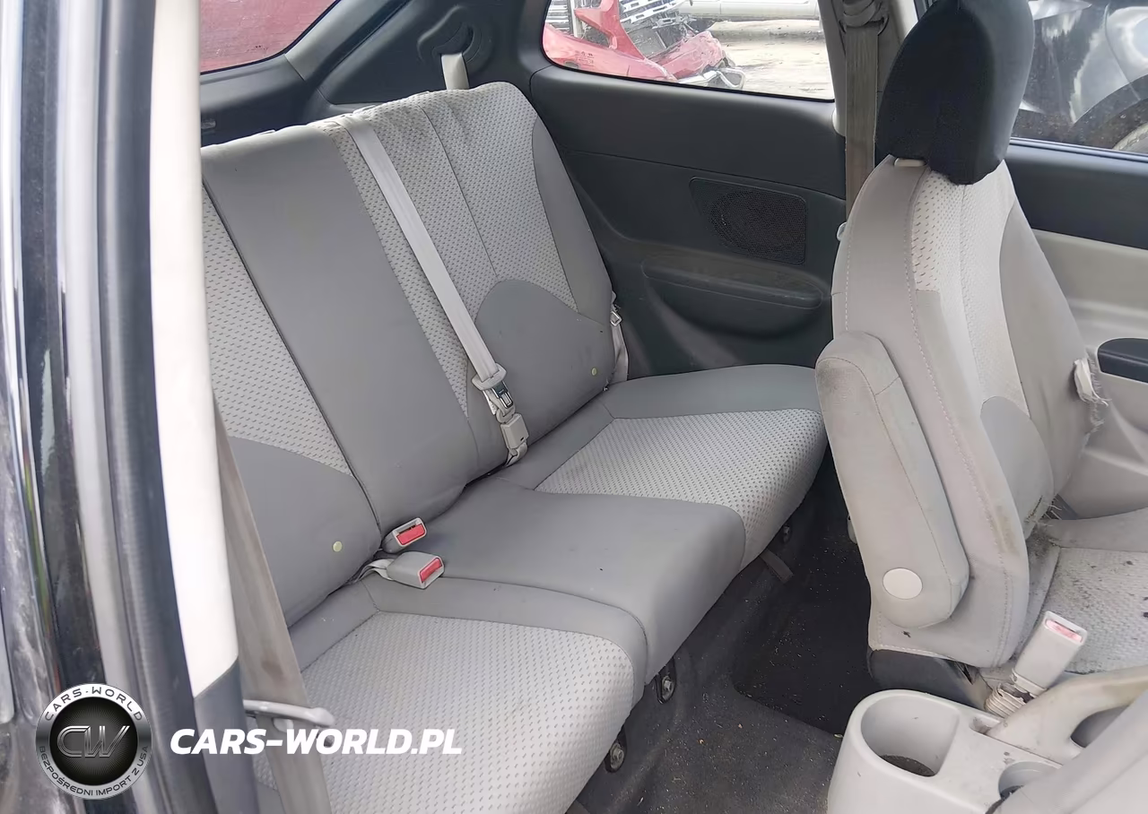 2008 Hyundai Accent Gs VIN:KMHCM36C08U094613 - 8