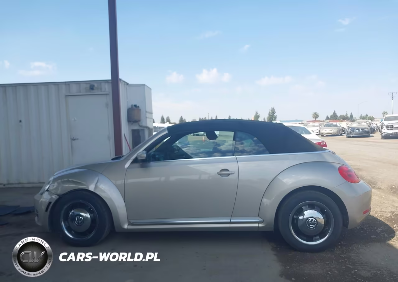 2015 Volkswagen Beetle 1.8T Classic VIN:3VW517AT0FM809814 - 14