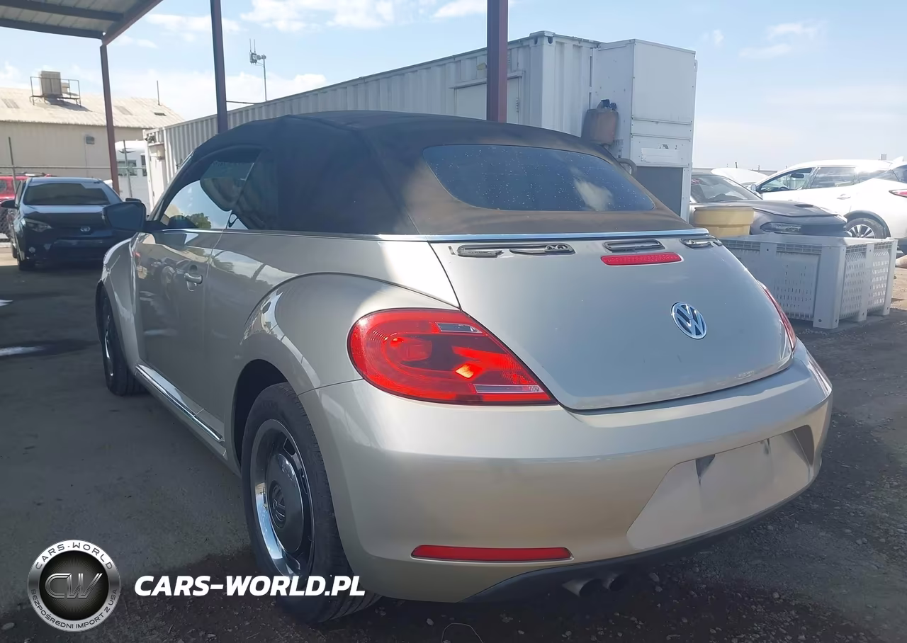 2015 Volkswagen Beetle 1.8T Classic VIN:3VW517AT0FM809814 - 3