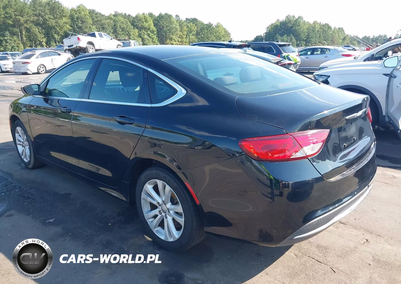 2015 Chrysler 200 Limited VIN:1C3CCCABXFN671603 - 3