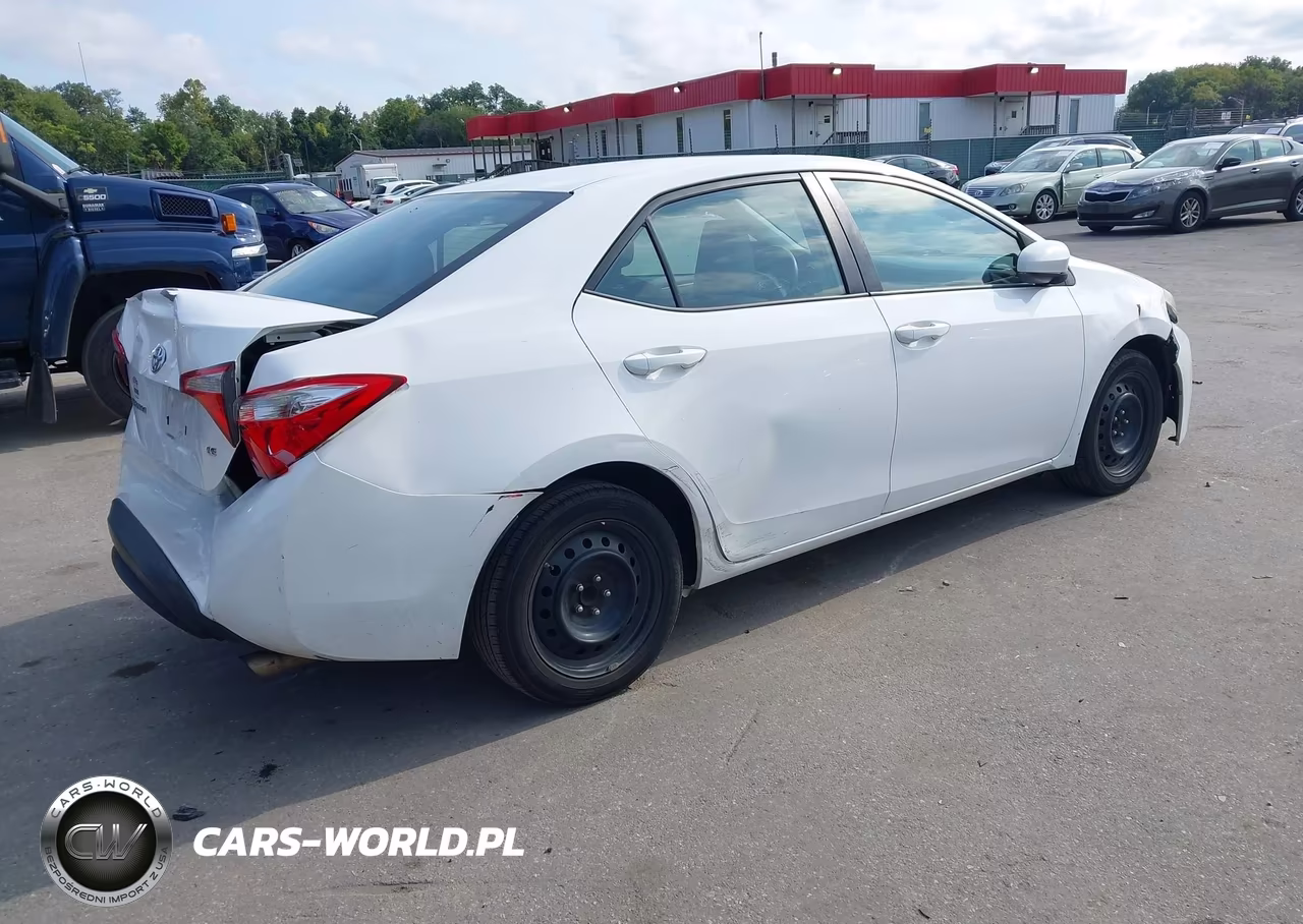 2016 Toyota Corolla Le VIN:2T1BURHE2GC600097 - 4