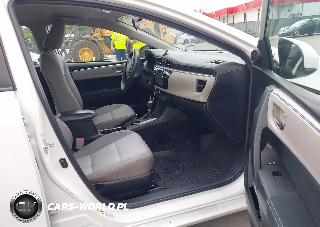 2016 Toyota Corolla Le VIN:2T1BURHE2GC600097 - 5