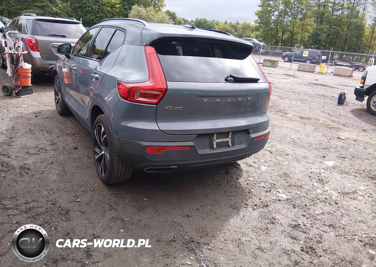2020 Volvo Xc40 T5 R-Design VIN:YV4162UM9L2246854 - 3