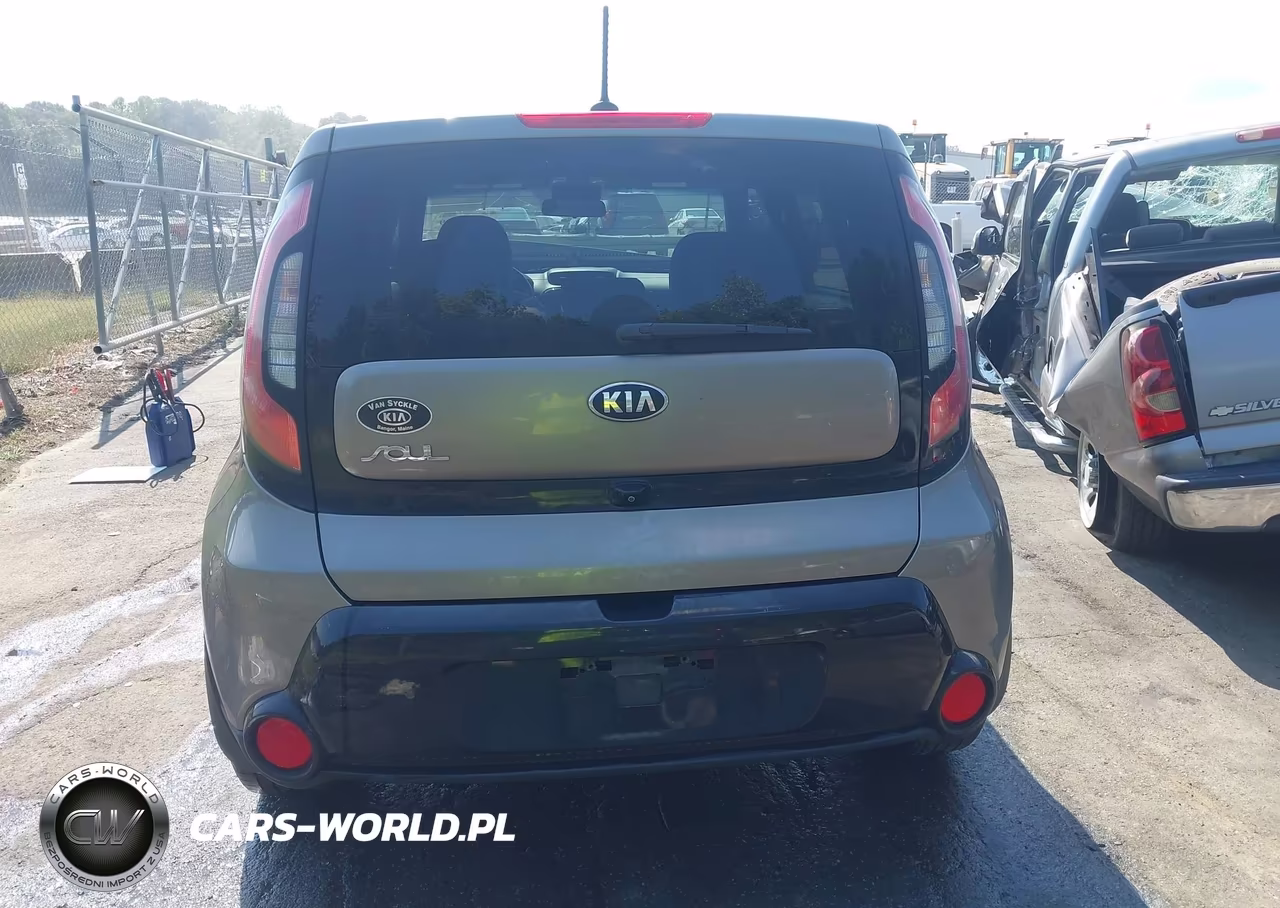 2016 Kia Soul + VIN:KNDJP3A55G7375010 - 17