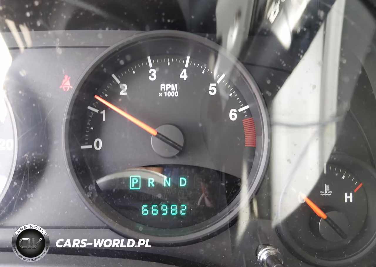 2012 Jeep Compass Latitude VIN:1C4NJCEA7CD684158 - 15