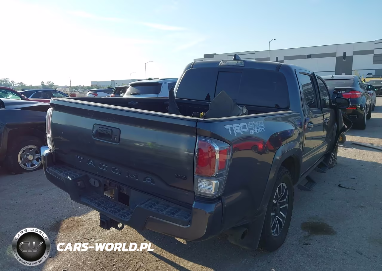 2022 Toyota Tacoma Trd Sport VIN:3TMCZ5ANXNM533004 - 4