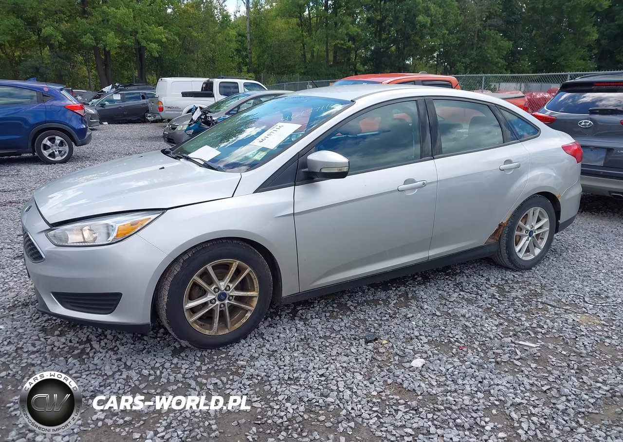 2016 Ford Focus Se VIN:1FADP3F28GL296407 - 2
