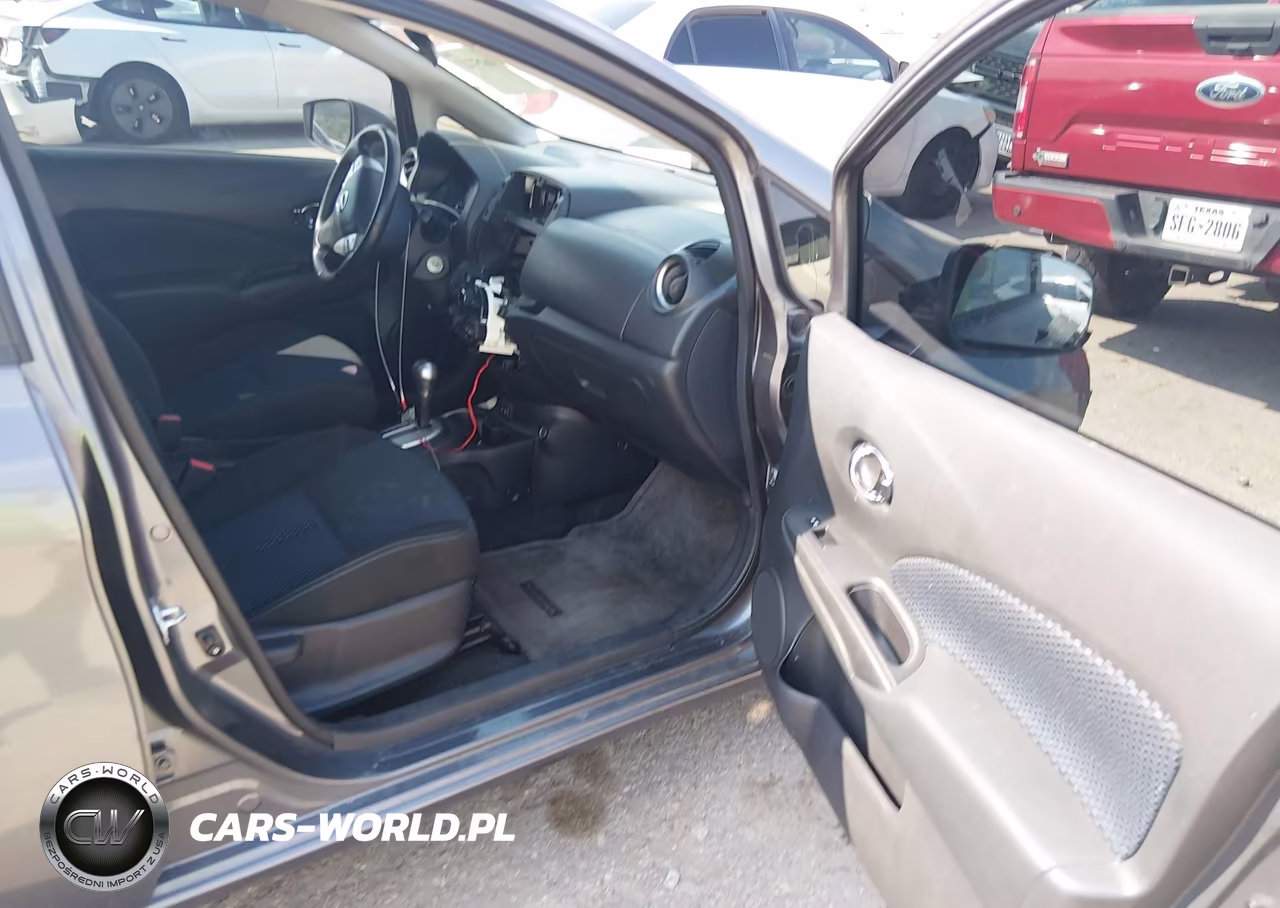 2017 Nissan Versa Note Sv VIN:3N1CE2CPXHL362308 - 5