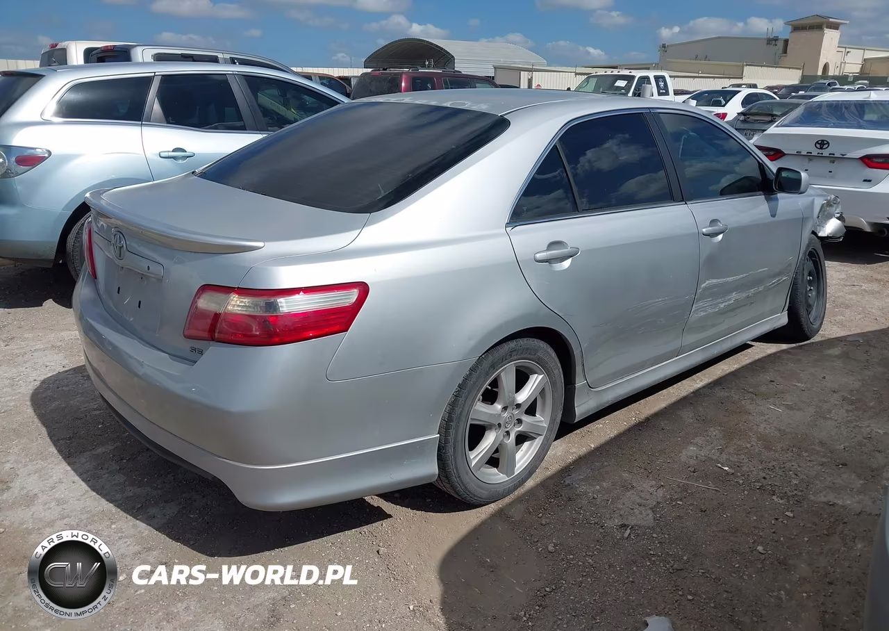 2007 Toyota Camry Se V6 VIN:4T1BK46K47U003985 - 4