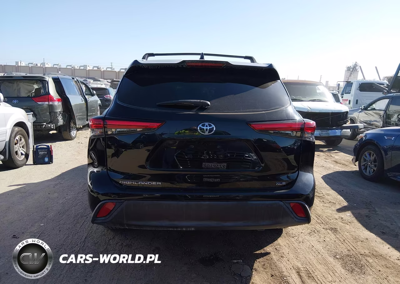 2021 Toyota Highlander Xle VIN:5TDHZRAHXMS047878 - 16