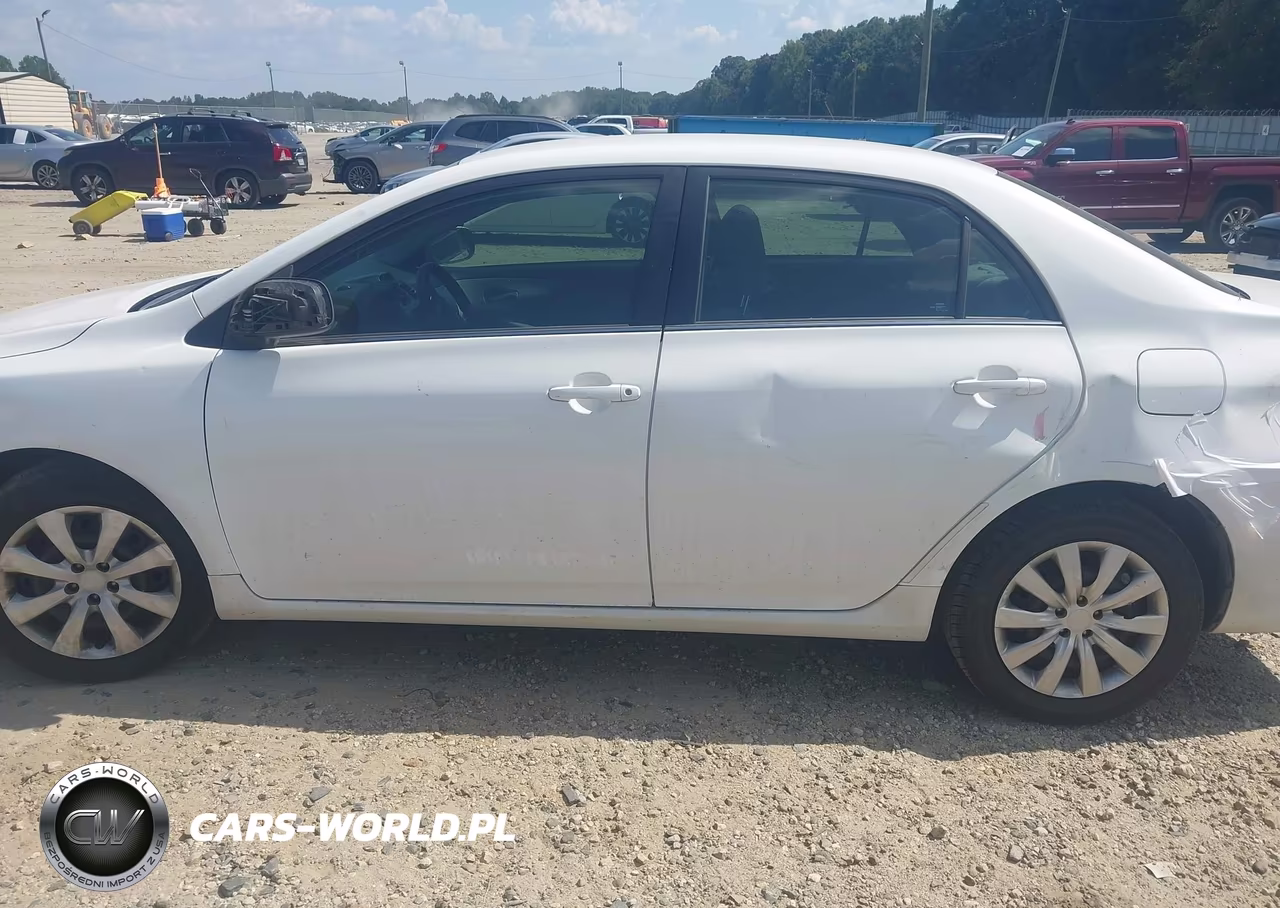 2013 Toyota Corolla S-Le VIN:2T1BU4EE3DC981820 - 13