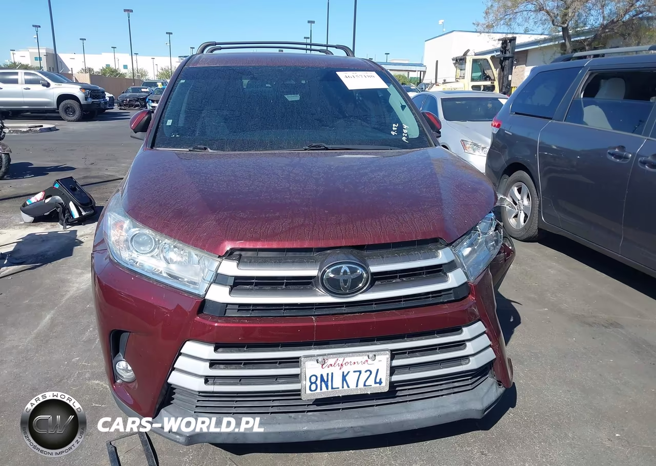 2019 Toyota Highlander Le Plus VIN:5TDZZRFH8KS362866 - 13
