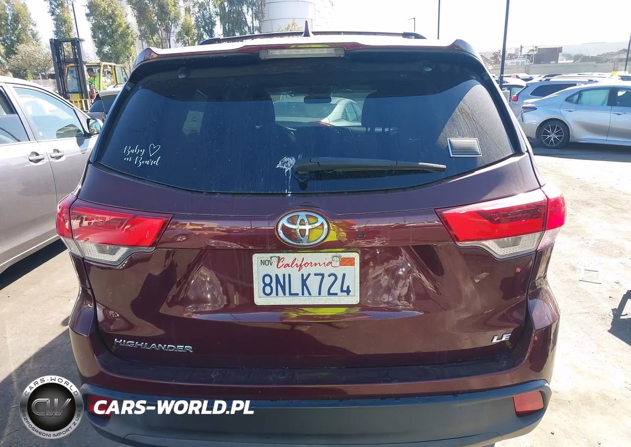 2019 Toyota Highlander Le Plus VIN:5TDZZRFH8KS362866 - 17