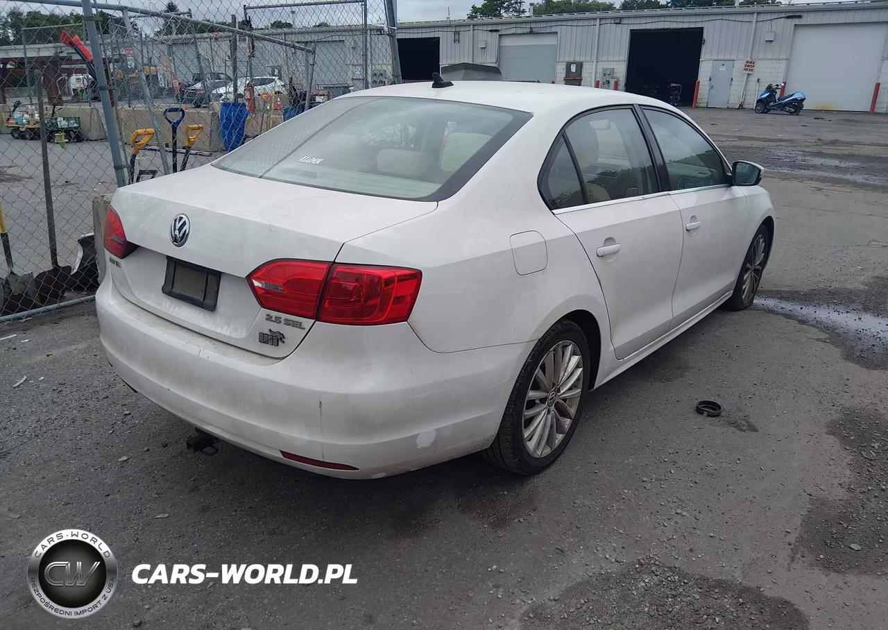 2012 Volkswagen Jetta 2.5L Sel VIN:3VWLX7AJXCM304542 - 4