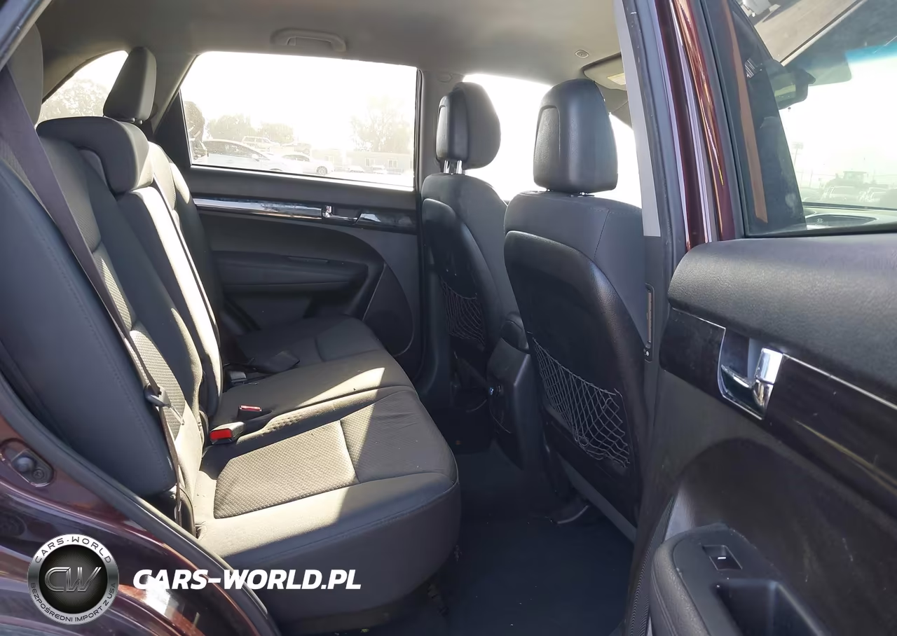 2012 Kia Sorento Lx VIN:5XYKT4A61CG230347 - 8