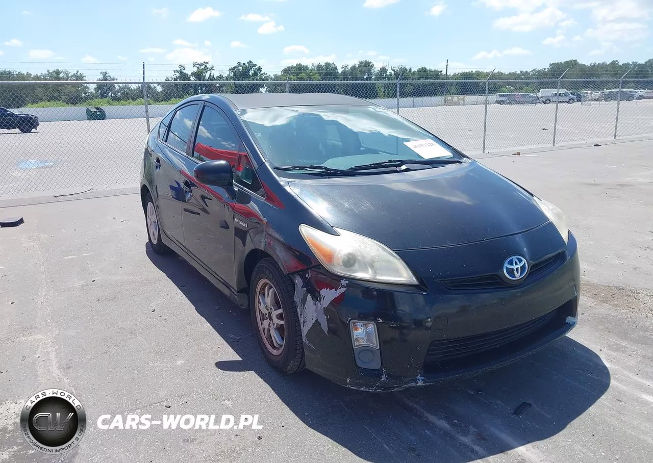 2011 Toyota Prius Two – zdjęcie 1 z 21