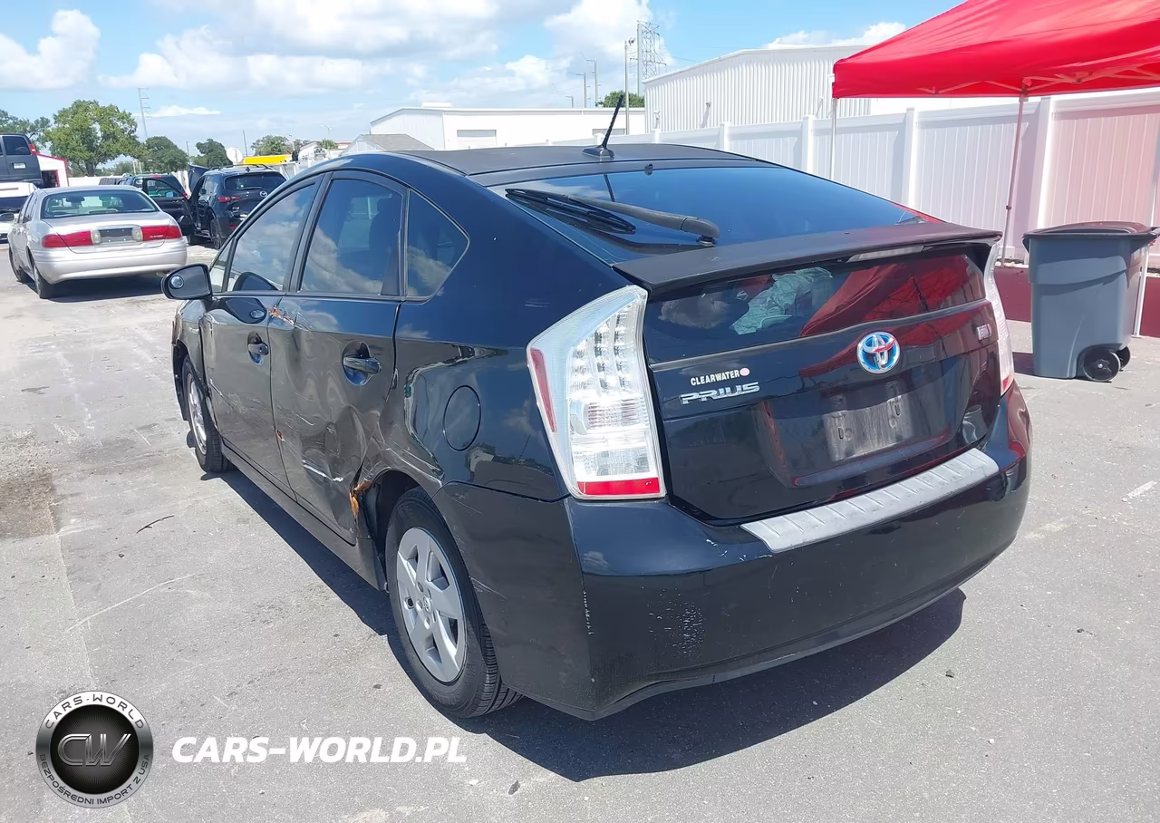 2011 Toyota Prius Two VIN:JTDKN3DU1B1369178 - 3