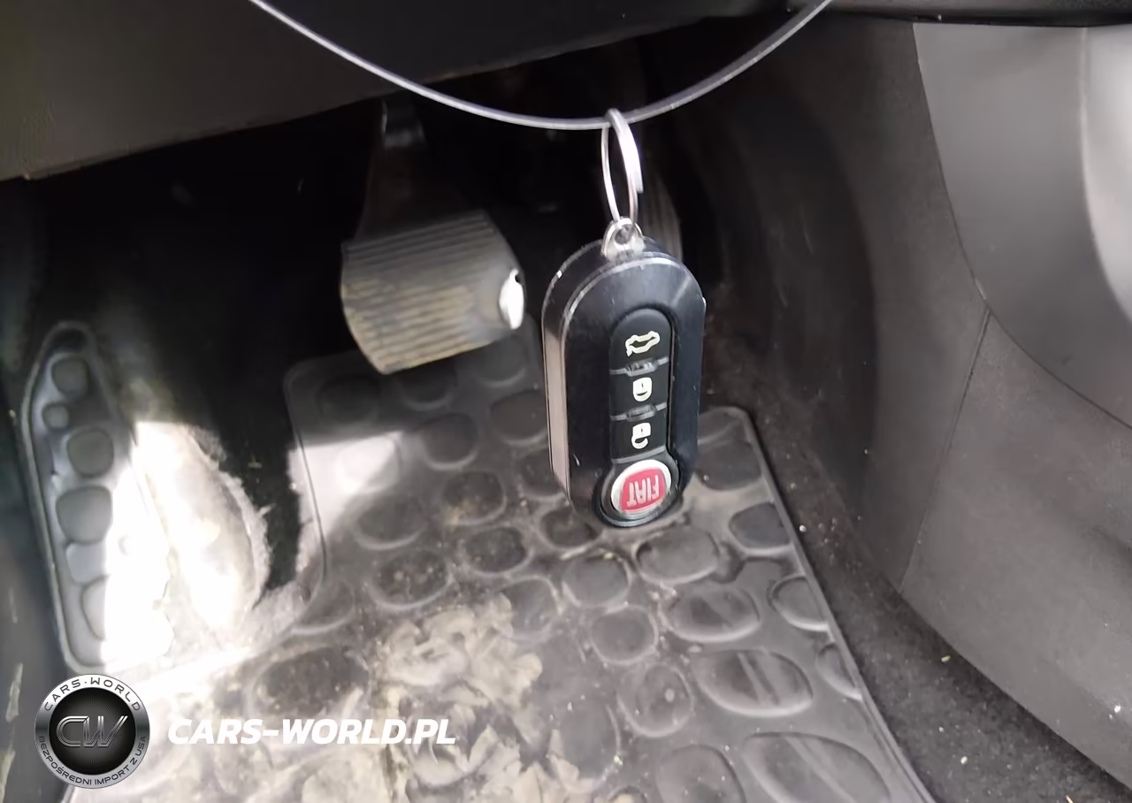2014 Fiat 500L Trekking VIN:ZFBCFADH1EZ012214 - 11