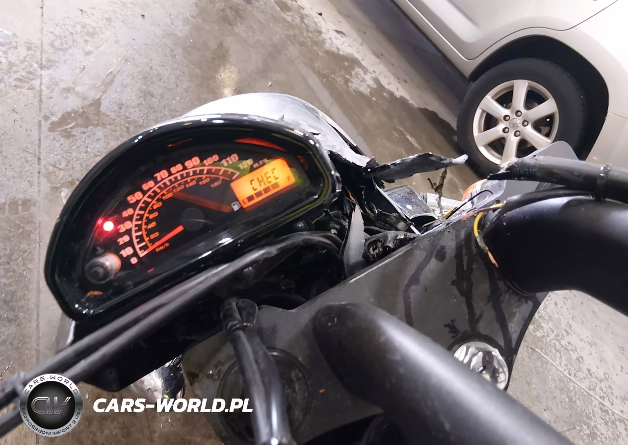 2017 Suzuki Vz800 VIN:JS1VS56AXH2100145 - 7