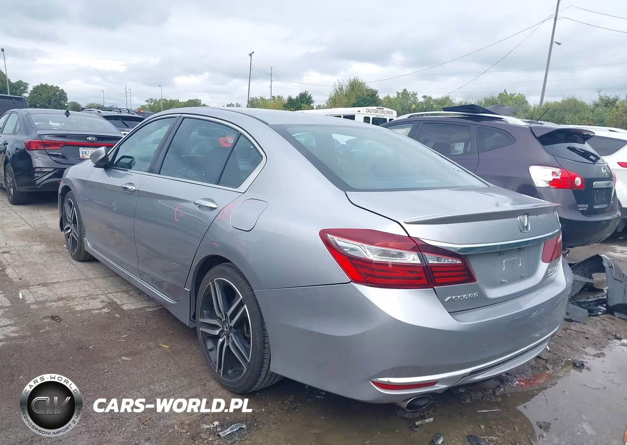 2017 Honda Accord Sport Se VIN:1HGCR2F13HA016862 - 3