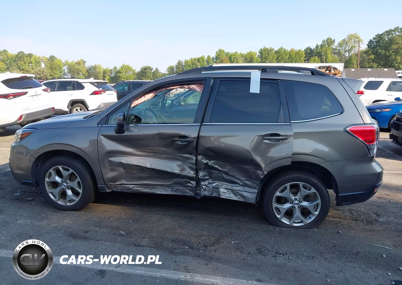 2018 Subaru Forester 2.5I Touring VIN:JF2SJAWC2JH512229 - 15