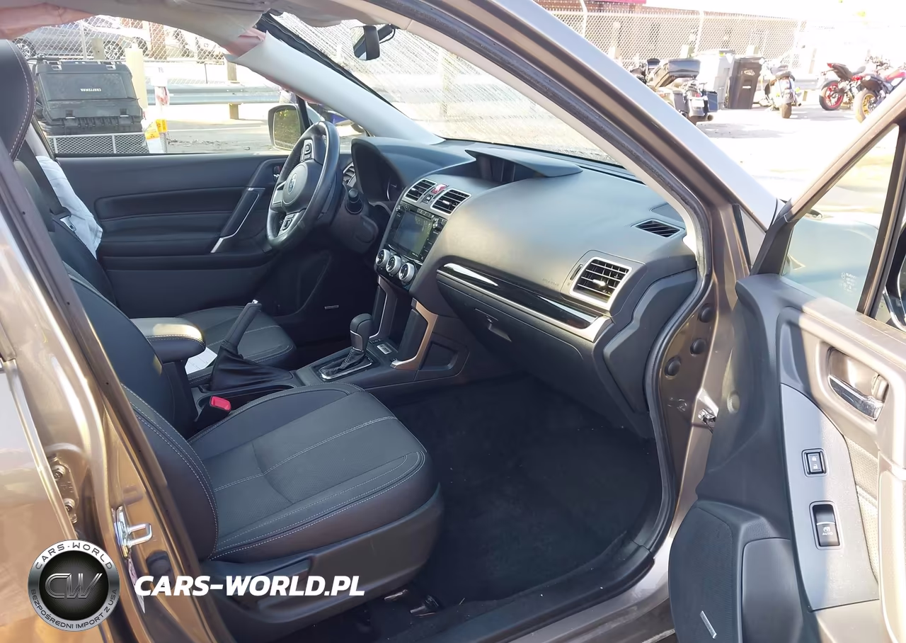 2018 Subaru Forester 2.5I Touring VIN:JF2SJAWC2JH512229 - 5