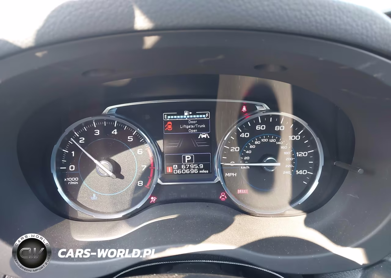 2018 Subaru Forester 2.5I Touring VIN:JF2SJAWC2JH512229 - 7