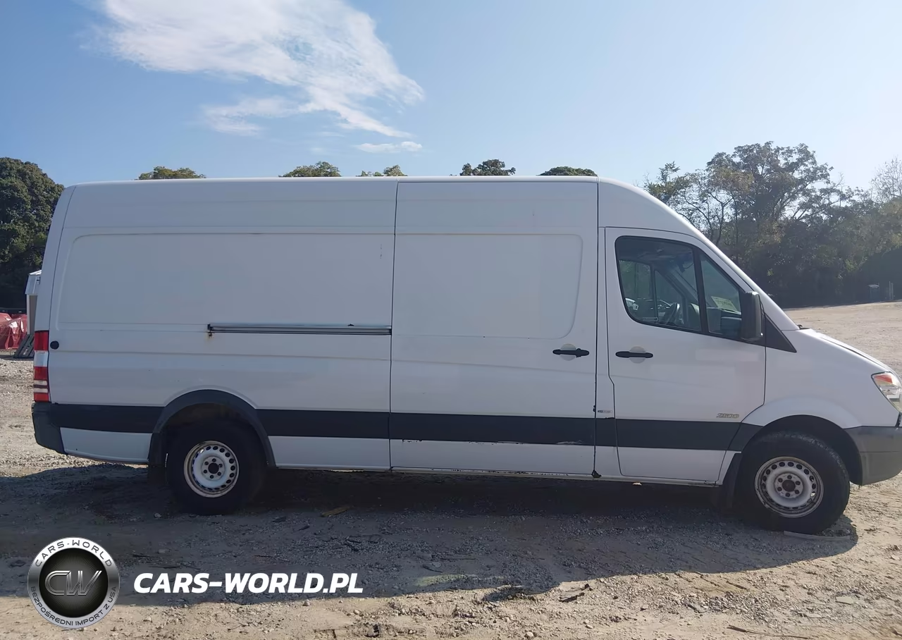 2011 Mercedes-Benz Sprinter 2500 High Roof VIN:WD3PE8CB0B5584170 - 13