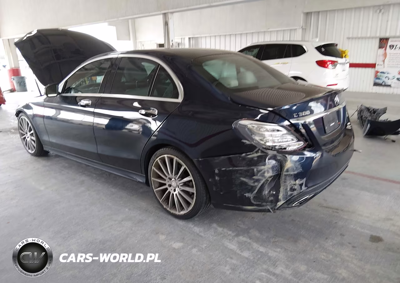 2016 Mercedes-Benz C 300 Sport VIN:55SWF4JB9GU130823 - 3