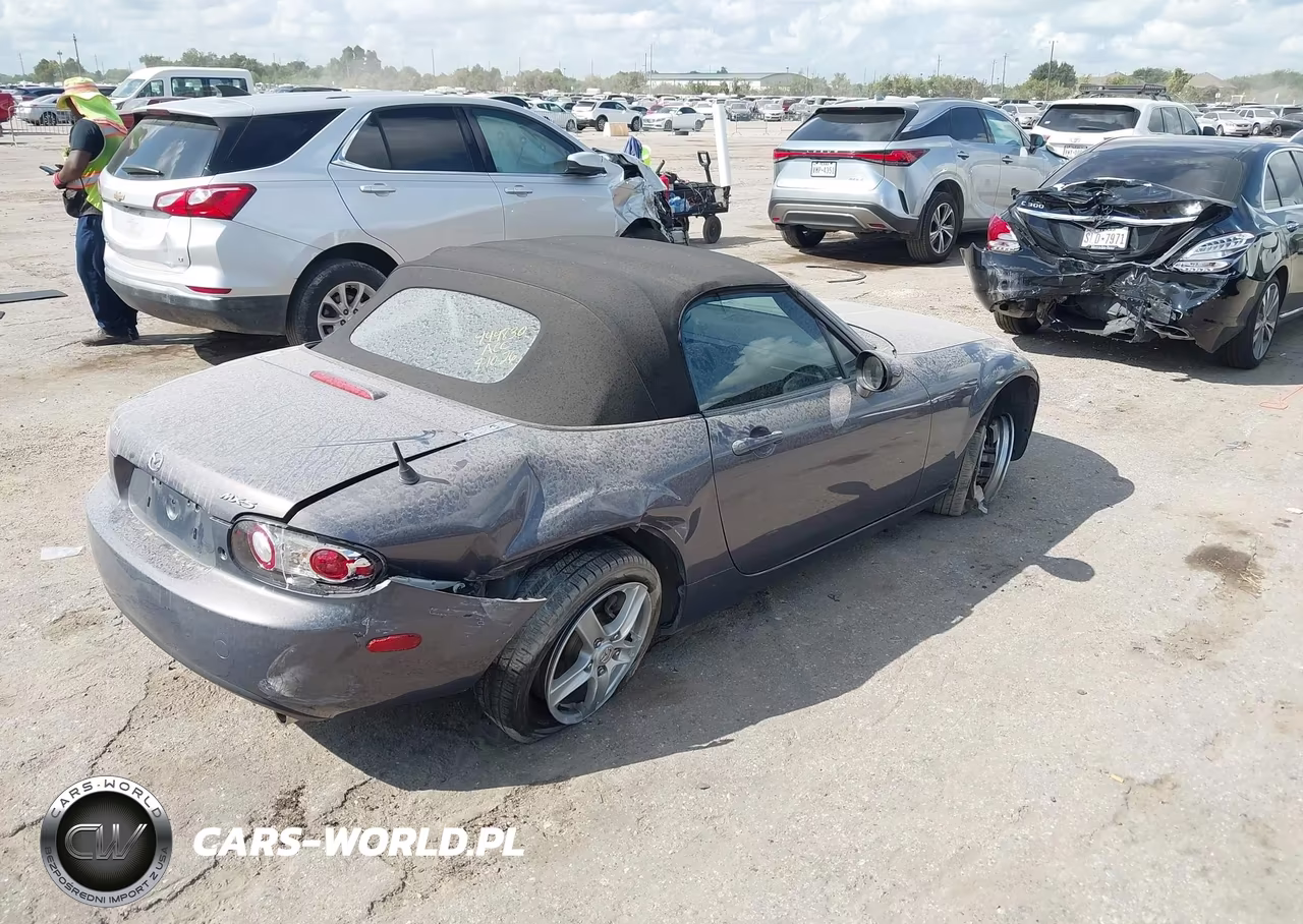 2006 Mazda Mx-5 Touring VIN:JM1NC25F160106553 - 4