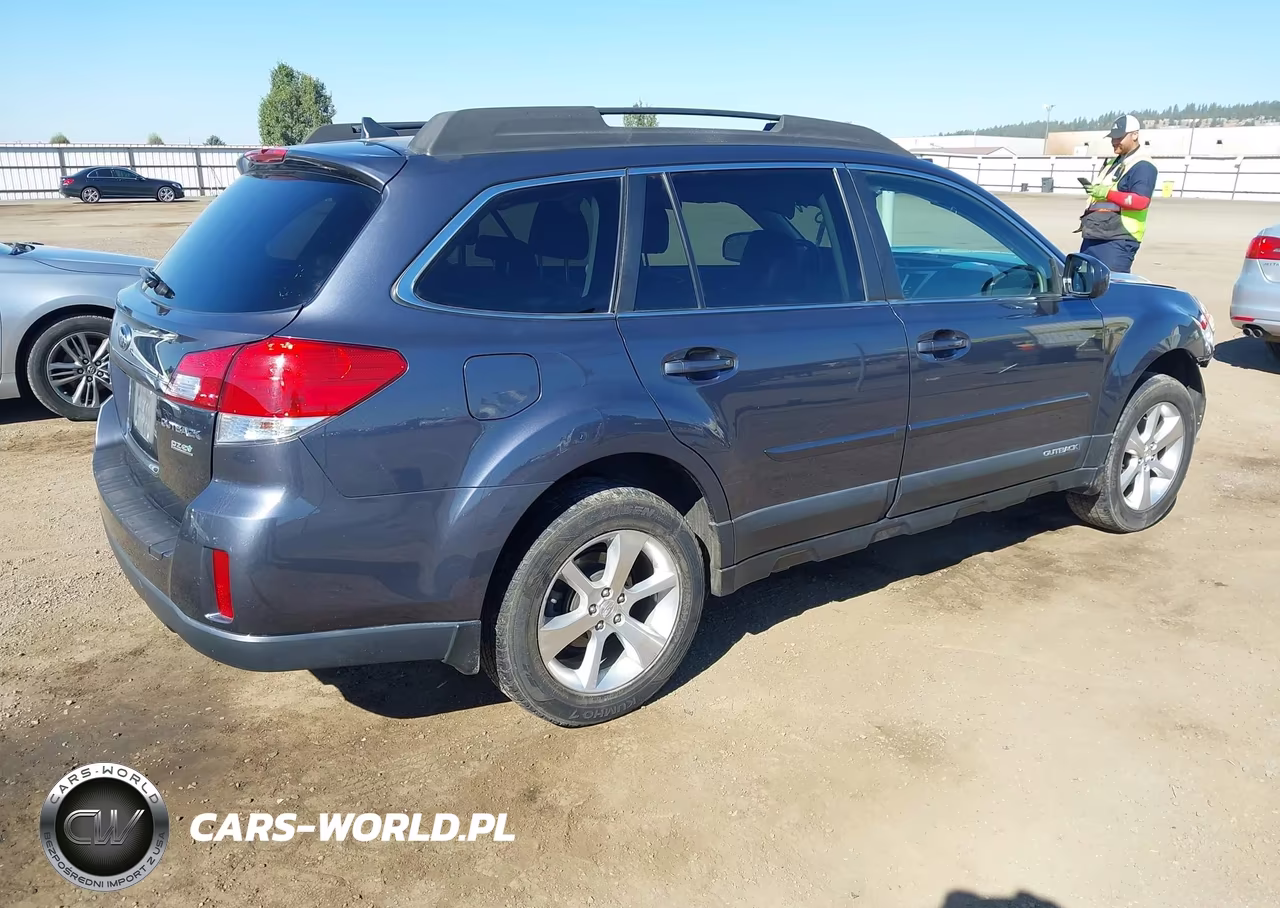2014 Subaru Outback 2.5I Limited VIN:4S4BRBLC1E3320123 - 4
