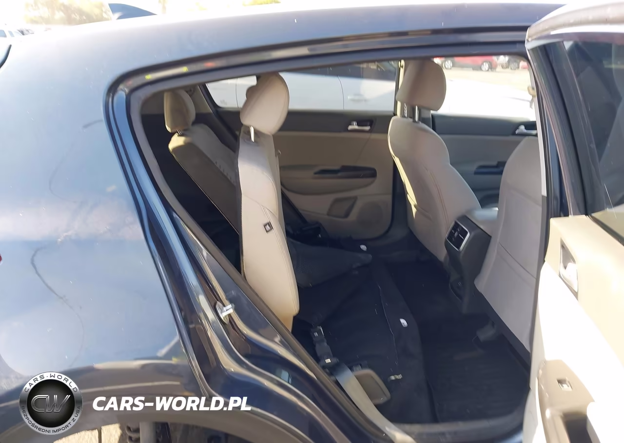 2018 Kia Sportage Lx VIN:KNDPM3AC7J7388298 - 8